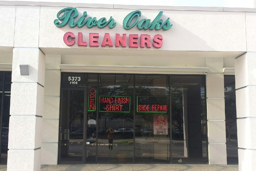 River Oaks Cleaners Store Front